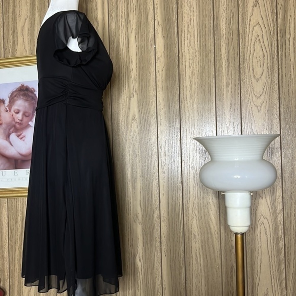 CAPRICHO DRESS - Picture 5 of 17